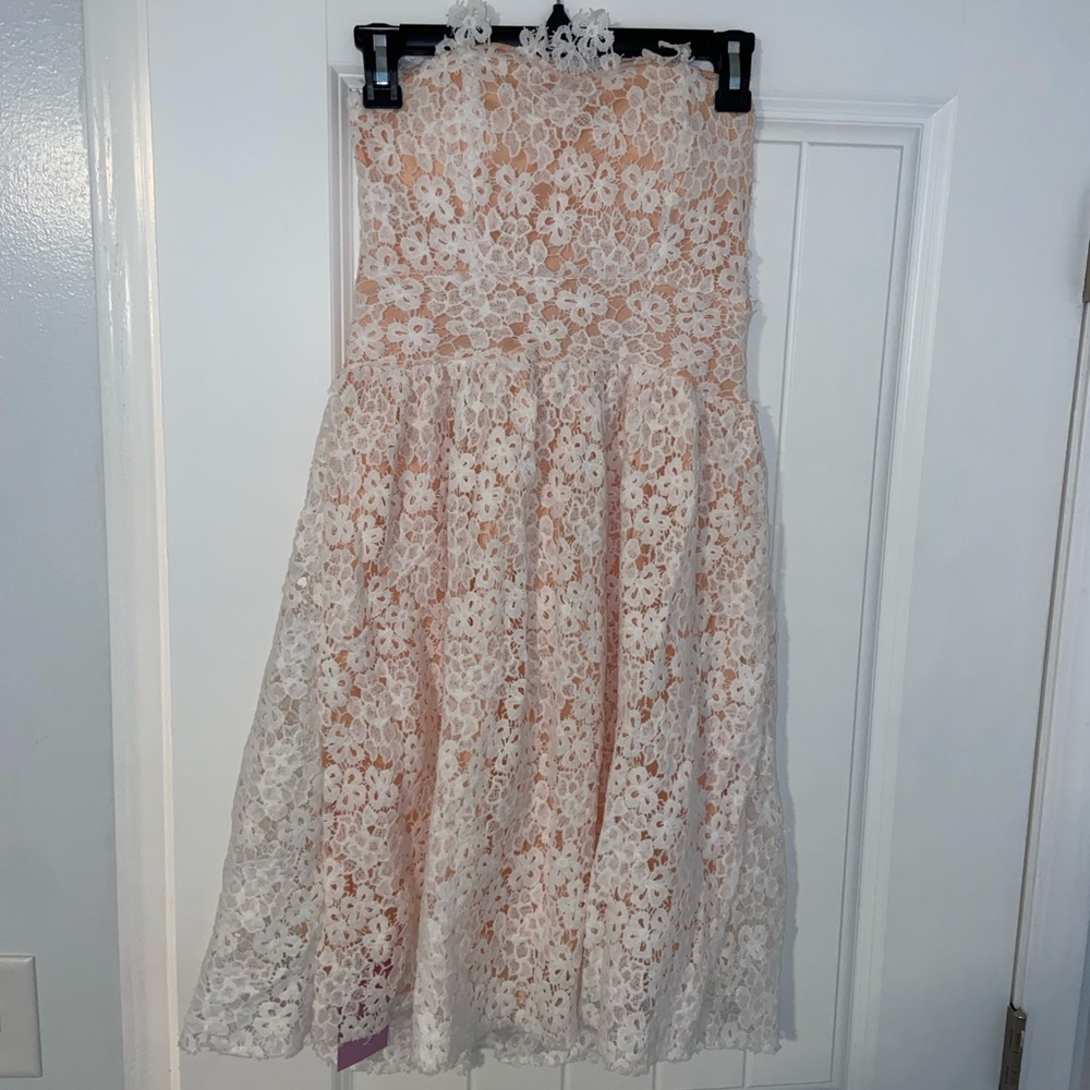 LookSky Strapless Dress